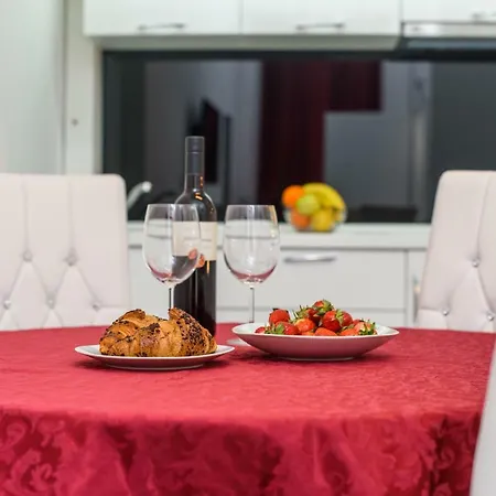 Rea * Τρογκίρ